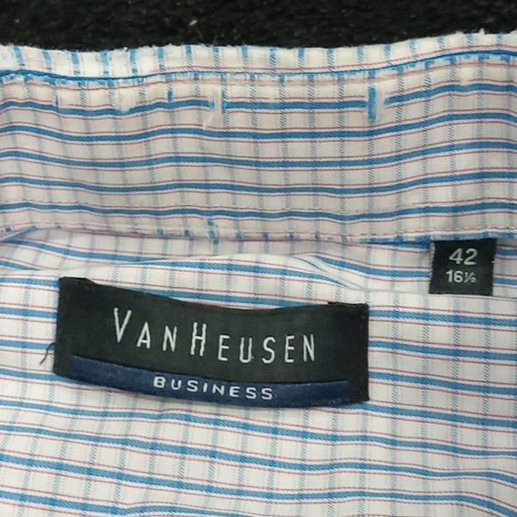 COPY - Van Heusen business dress shirt (L) - Picture 2 of 4